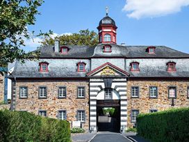 Märchenhafte 2 Tage in der Eifel - Auszeit im Schloss