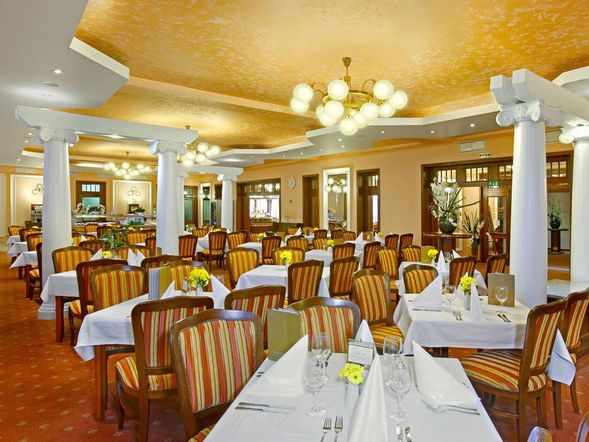 Centrální Lázně / Maria Spa Ensana Health Spa Hotel