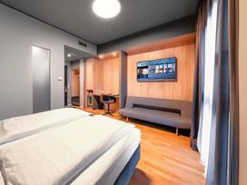 2 Tage mit Frühstück im Cult Hotel Frankfurt City