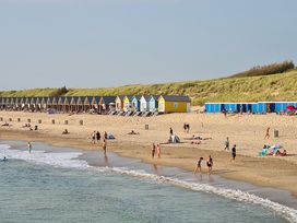 6 Tage Meerblick in Zeeland – entspannen am Strand