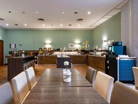 2 Tage Kurzurlaub mit Frühstück im Garner Hotel Düsseldorf - Main Station