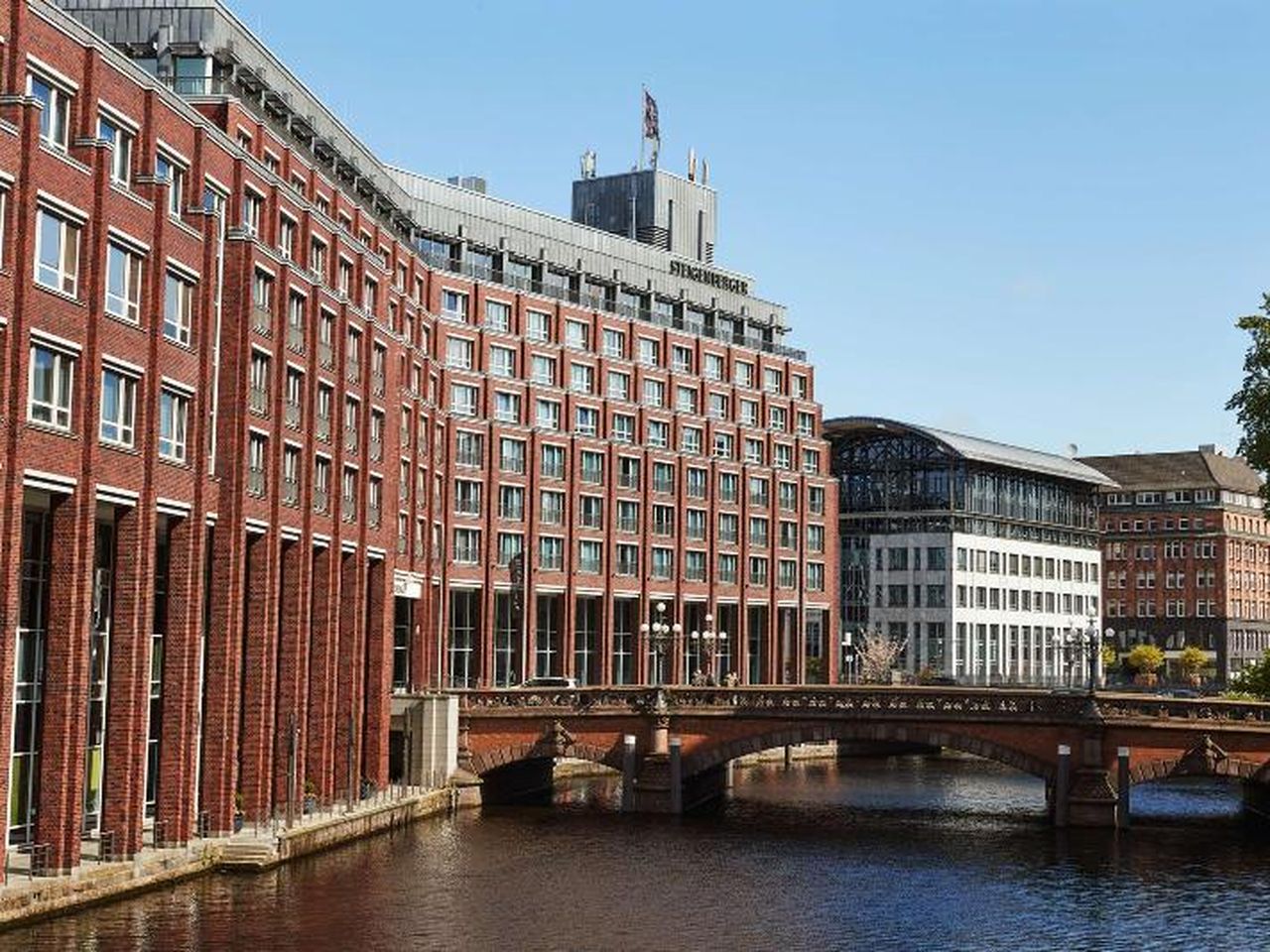 Hansestadt erkunden im Steigenberger Hotel Hamburg