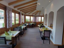 9 Tage Erholung im Vitalhotel Vier Jahreszeiten mit Frühstück