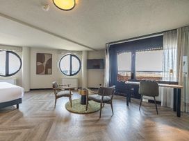 5 Tage im Leonardo Hotel IJmuiden mit Frühstück