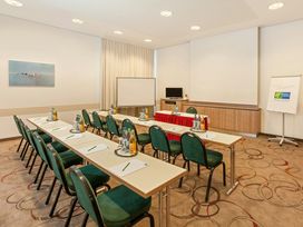 2 Tage Kurzurlaub mit Frühstück im Holiday Inn Express Nuernberg-Schwabach