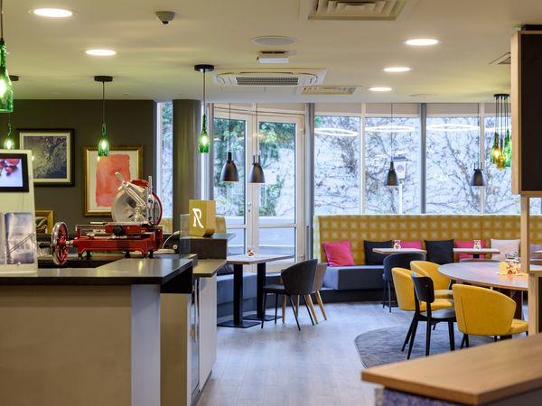 Stuttgart: Wo Träume dank Porsche PS bekommen Frühstück