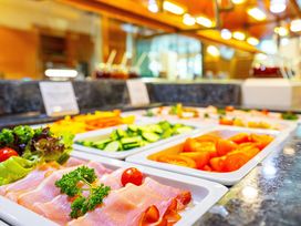 Kabarett-Show& Dinner im Victor's Residenz-Hotel Gera