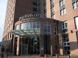 2 Tage mit Weihnachtslunch im Pullman Stuttgart