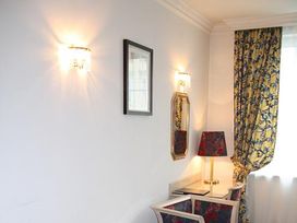 4 Tage Stadtreise mit Frühstück im Arthotel ANA Gala