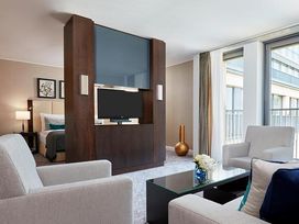 Hallo Düsseldorf! 2 Tage im Hotel Kö59