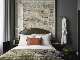 2 Tage mit Frühstück im Sir Savigny Hotel