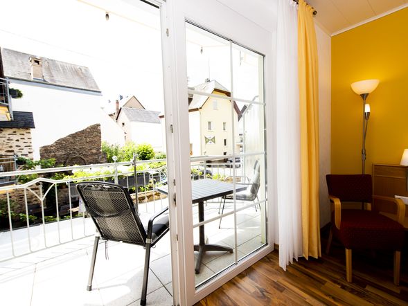Doppelzimmer mit Balkon
