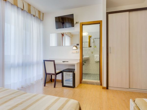 Direkt am italienischen Meer - 9 Tage mit HP in Caorle, Venetien inkl. Halbpension