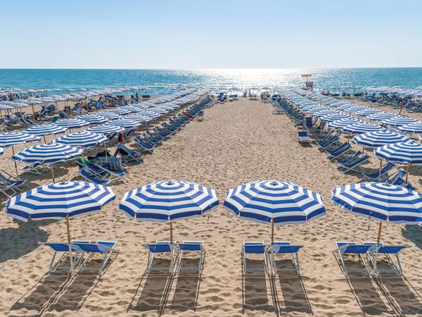 Toskana-Auszeit am Meer – 6 Tage Erholung in Tirrenia Grand Hotel Continental inkl. Halbpension