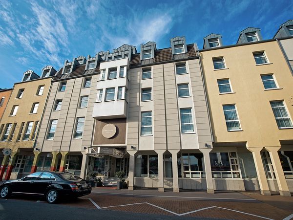 Silvester auf dem Rhein in Bonn, Nordrhein-Westfalen Halbpension