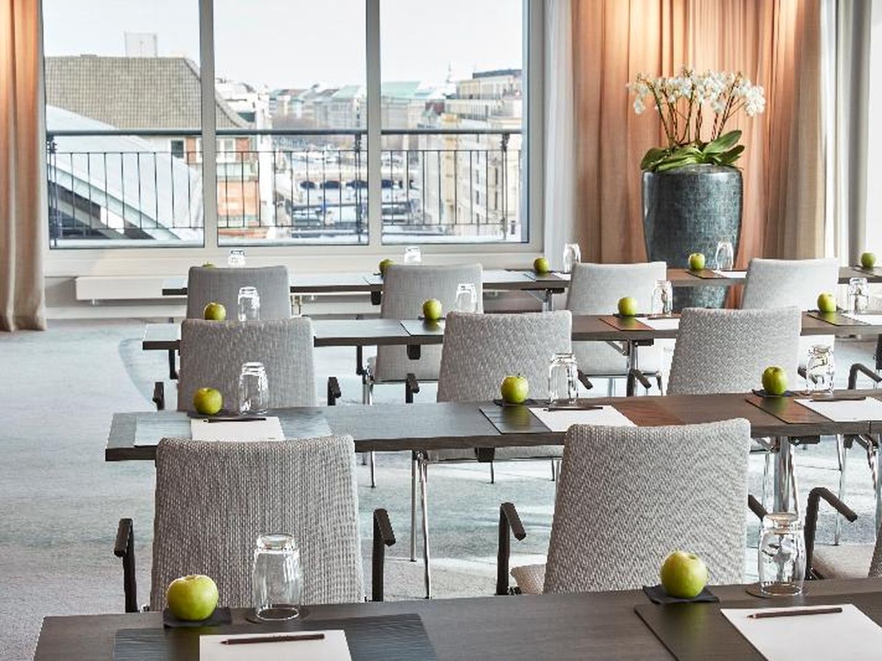 Hansestadt erkunden im Steigenberger Hotel Hamburg