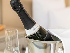 2 Tage im Schlosshotel - mit Blick auf Würzburg