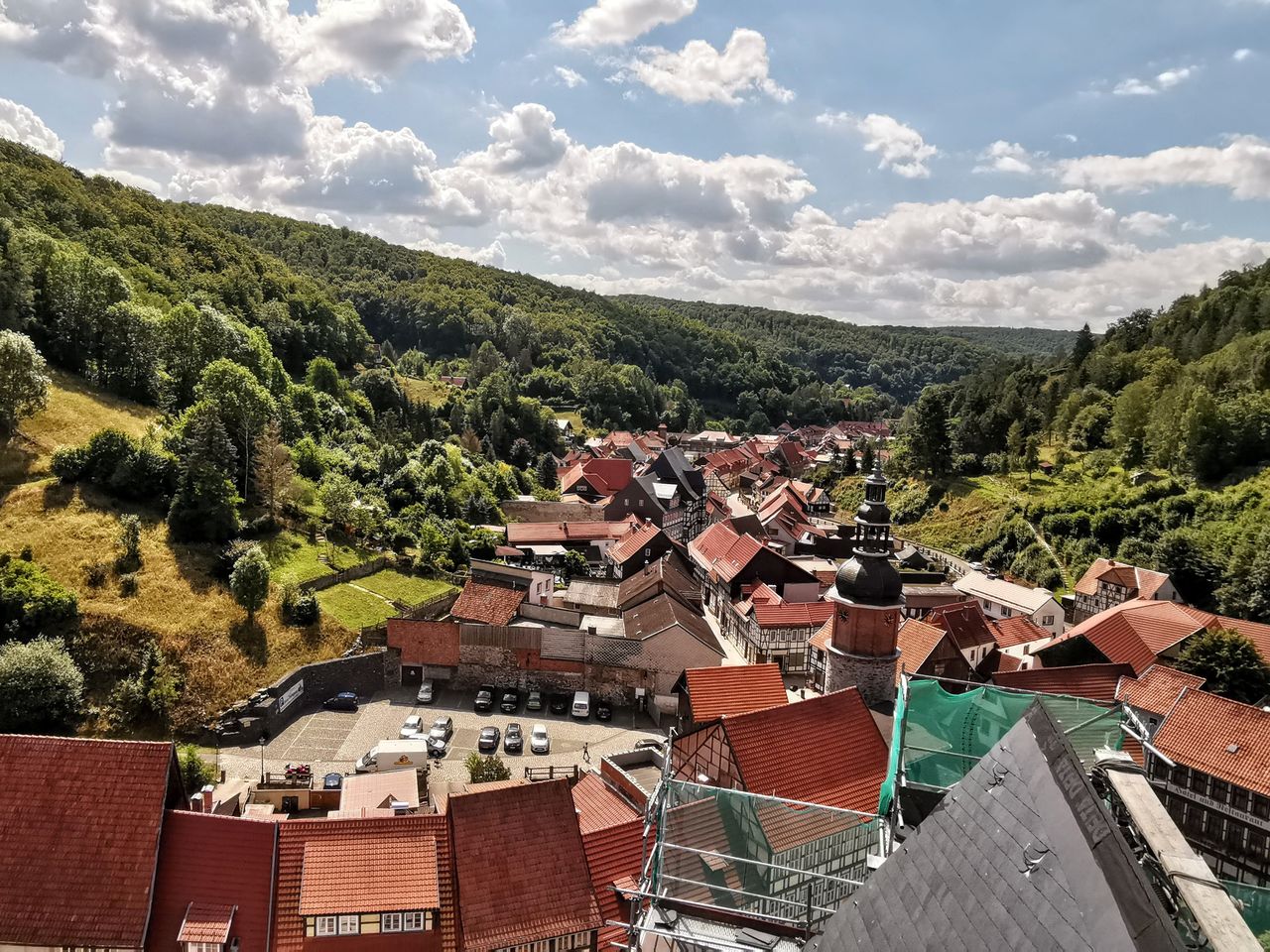 durch den Schnee-verzauberten Harz