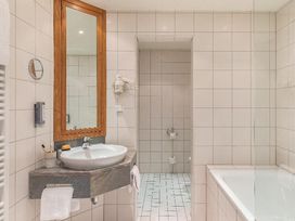 2 Tage mit Frühstück im Select Hotel Handelshof Essen